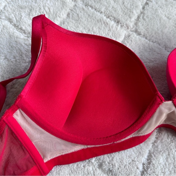 Victoria's Secret | Bright Cherry Bombshell Push Up Bra | Size 34C - Picture 6 of 11